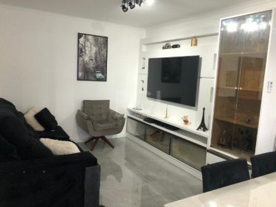 Apartamento à venda com 82m², 2 quartos, 1 suíte, 2 vagas no bairro Petrópolis em Porto Alegre - Foto 3