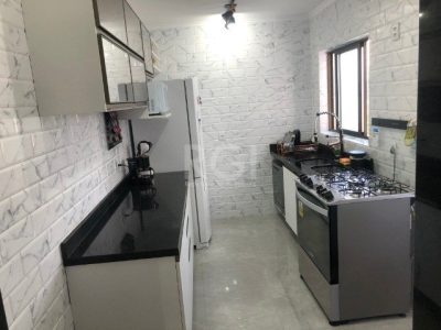 Apartamento à venda com 82m², 2 quartos, 1 suíte, 2 vagas no bairro Petrópolis em Porto Alegre - Foto 9