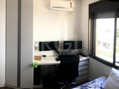 Apartamento à venda com 82m², 2 quartos, 1 suíte, 2 vagas no bairro Petrópolis em Porto Alegre - Foto 16