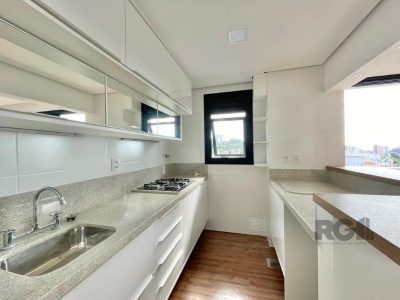 Apartamento à venda com 68m², 2 quartos, 1 suíte, 2 vagas no bairro Menino Deus em Porto Alegre - Foto 9