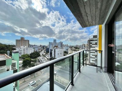 Apartamento à venda com 68m², 2 quartos, 1 suíte, 2 vagas no bairro Menino Deus em Porto Alegre - Foto 3