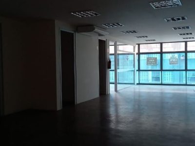 Conjunto/Sala à venda com 234m² no bairro Centro Histórico em Porto Alegre - Foto 5