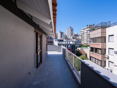 Cobertura à venda com 244m², 3 quartos, 1 suíte, 4 vagas no bairro Auxiliadora em Porto Alegre - Foto 30