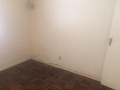 Casa à venda com 100m², 3 quartos, 2 vagas no bairro Glória em Porto Alegre - Foto 7