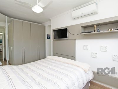 Apartamento à venda com 70m², 2 quartos, 1 suíte, 1 vaga no bairro Tristeza em Porto Alegre - Foto 28