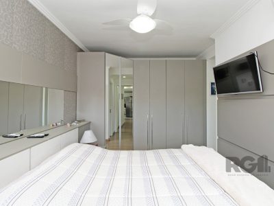 Apartamento à venda com 70m², 2 quartos, 1 suíte, 1 vaga no bairro Tristeza em Porto Alegre - Foto 29