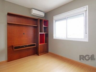 Apartamento à venda com 78m², 3 quartos, 1 suíte, 2 vagas no bairro Santana em Porto Alegre - Foto 13