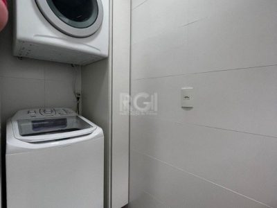 Apartamento à venda com 96m², 2 quartos, 2 suítes, 2 vagas no bairro Chácara das Pedras em Porto Alegre - Foto 9