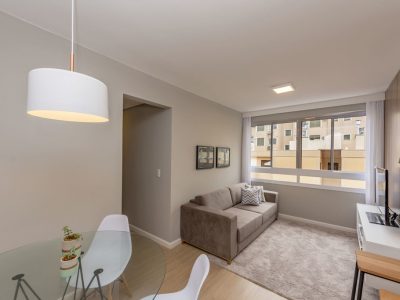 Apartamento à venda com 65m², 3 quartos, 1 suíte, 2 vagas no bairro Petrópolis em Porto Alegre - Foto 3