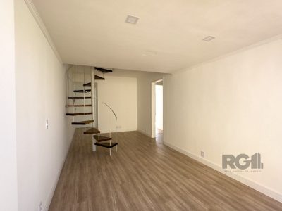 Cobertura à venda com 133m², 3 quartos, 1 vaga no bairro Centro Histórico em Porto Alegre - Foto 4