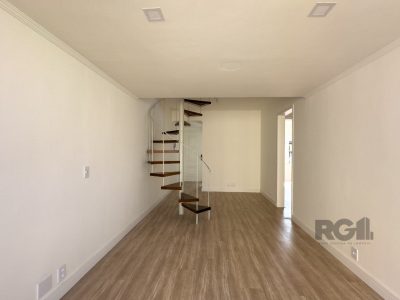 Cobertura à venda com 133m², 3 quartos, 1 vaga no bairro Centro Histórico em Porto Alegre - Foto 5