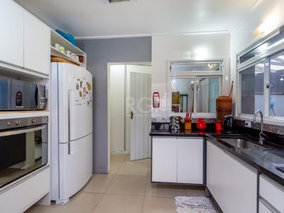 Casa Condominio à venda com 193m², 3 quartos, 1 suíte, 2 vagas no bairro Jardim Itu em Porto Alegre - Foto 10