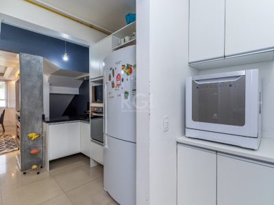 Casa Condominio à venda com 193m², 3 quartos, 1 suíte, 2 vagas no bairro Jardim Itu em Porto Alegre - Foto 11