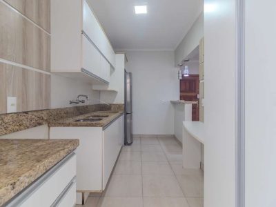 Apartamento à venda com 93m², 3 quartos, 1 vaga no bairro São João em Porto Alegre - Foto 4