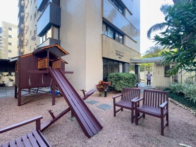 Apartamento à venda com 115m², 3 quartos, 1 suíte, 2 vagas no bairro Petrópolis em Porto Alegre - Foto 25