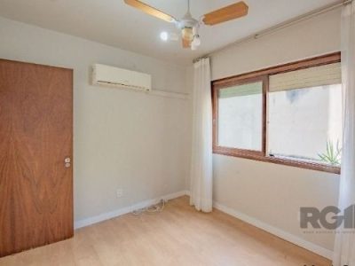 Apartamento à venda com 109m², 3 quartos, 1 suíte, 1 vaga no bairro Petrópolis em Porto Alegre - Foto 5