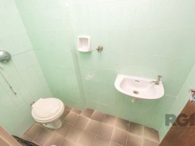 Apartamento à venda com 109m², 3 quartos, 1 suíte, 1 vaga no bairro Petrópolis em Porto Alegre - Foto 16