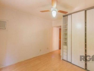 Apartamento à venda com 109m², 3 quartos, 1 suíte, 1 vaga no bairro Petrópolis em Porto Alegre - Foto 7