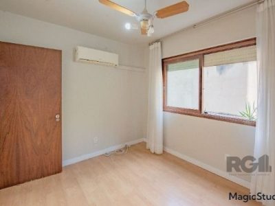 Apartamento à venda com 109m², 3 quartos, 1 suíte, 1 vaga no bairro Petrópolis em Porto Alegre - Foto 12