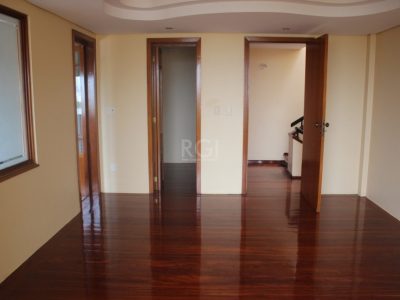 Casa Condominio à venda com 379m², 4 quartos, 1 suíte, 2 vagas no bairro Menino Deus em Porto Alegre - Foto 13