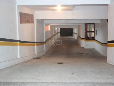 Casa Condominio à venda com 379m², 4 quartos, 1 suíte, 2 vagas no bairro Menino Deus em Porto Alegre - Foto 34