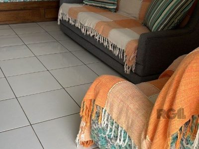 Casa à venda com 70m², 4 quartos, 3 vagas no bairro Arroio Teixeira em Capão da Canoa - Foto 7