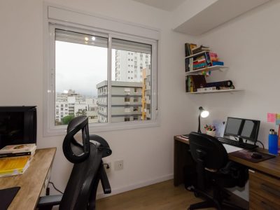 Apartamento à venda com 65m², 3 quartos, 1 suíte, 1 vaga no bairro Petrópolis em Porto Alegre - Foto 24