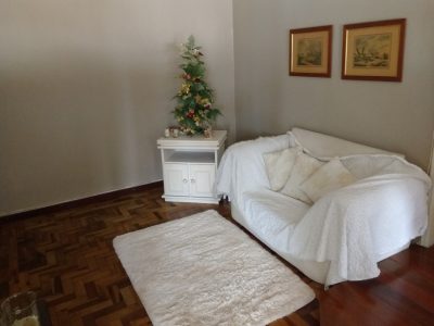 Apartamento à venda com 82m², 2 quartos, 2 vagas no bairro Medianeira em Porto Alegre - Foto 6