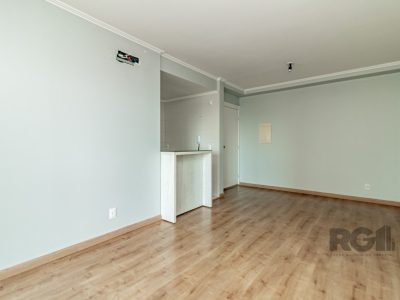 Apartamento à venda com 74m², 2 quartos, 1 suíte, 1 vaga no bairro Vila Ipiranga em Porto Alegre - Foto 4