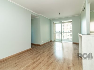 Apartamento à venda com 74m², 2 quartos, 1 suíte, 1 vaga no bairro Vila Ipiranga em Porto Alegre - Foto 2