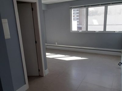 Conjunto/Sala à venda com 182m², 5 vagas no bairro Menino Deus em Porto Alegre - Foto 13