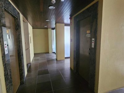 Apartamento à venda com 149m², 3 quartos, 1 suíte, 2 vagas no bairro Mont Serrat em Porto Alegre - Foto 3