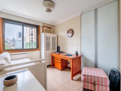 Apartamento à venda com 117m², 3 quartos, 1 suíte, 3 vagas no bairro Petrópolis em Porto Alegre - Foto 17