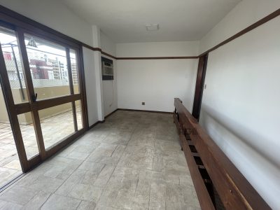 Cobertura à venda com 180m², 2 quartos, 1 suíte, 1 vaga no bairro Menino Deus em Porto Alegre - Foto 15