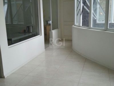 Conjunto/Sala à venda com 133m², 3 vagas no bairro Partenon em Porto Alegre - Foto 6