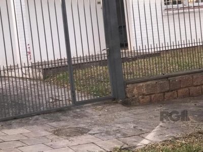 Casa à venda com 120m², 3 quartos no bairro Três Figueiras em Porto Alegre - Foto 5