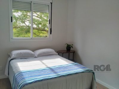 Apartamento à venda com 58m², 2 quartos, 1 suíte, 1 vaga no bairro Medianeira em Porto Alegre - Foto 11