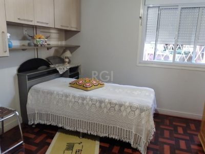 Casa à venda com 150m², 3 quartos, 2 vagas no bairro Passo d'Areia em Porto Alegre - Foto 8