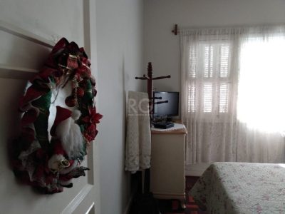 Casa à venda com 150m², 3 quartos, 2 vagas no bairro Passo d'Areia em Porto Alegre - Foto 17