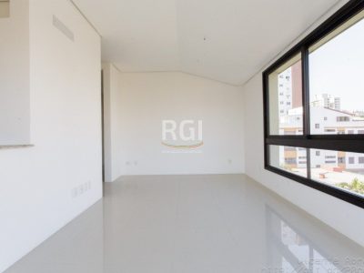 Apartamento à venda com 75m², 2 quartos, 1 suíte, 3 vagas no bairro Petrópolis em Porto Alegre - Foto 4