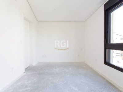 Apartamento à venda com 75m², 2 quartos, 1 suíte, 3 vagas no bairro Petrópolis em Porto Alegre - Foto 12