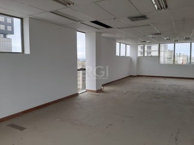 Conjunto/Sala à venda com 318m², 4 vagas no bairro Boa Vista em Porto Alegre - Foto 3