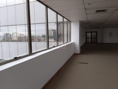 Conjunto/Sala à venda com 318m², 4 vagas no bairro Boa Vista em Porto Alegre - Foto 4