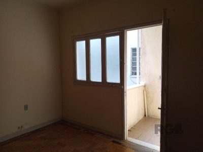 Apartamento à venda com 67m², 2 quartos no bairro Petrópolis em Porto Alegre - Foto 4