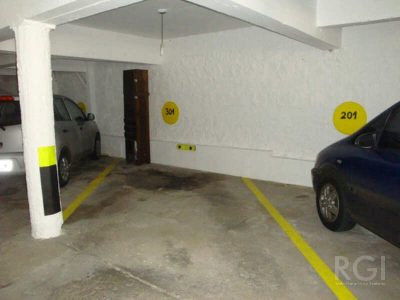 Apartamento à venda com 88m², 3 quartos, 1 vaga no bairro Rio Branco em Porto Alegre - Foto 6