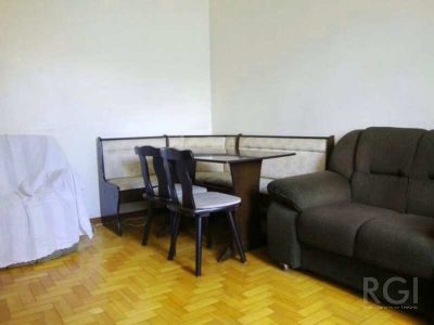 Apartamento à venda com 88m², 3 quartos, 1 vaga no bairro Rio Branco em Porto Alegre - Foto 2