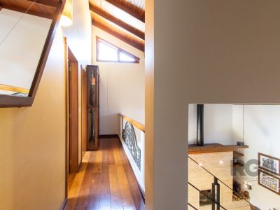 Casa à venda com 225m², 3 quartos, 1 suíte, 2 vagas no bairro Cristal em Porto Alegre - Foto 21