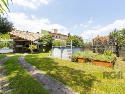 Casa à venda com 225m², 3 quartos, 1 suíte, 2 vagas no bairro Cristal em Porto Alegre - Foto 44