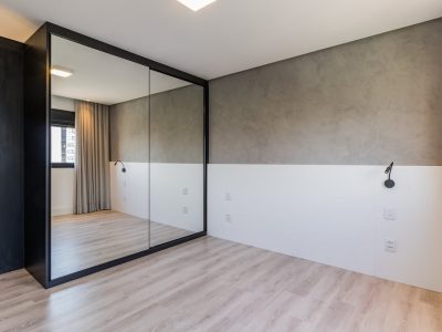 Apartamento à venda com 130m², 3 quartos, 3 suítes, 3 vagas no bairro Petrópolis em Porto Alegre - Foto 35