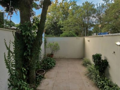 Casa à venda com 178m², 3 quartos, 1 suíte, 2 vagas no bairro Ipanema em Porto Alegre - Foto 17